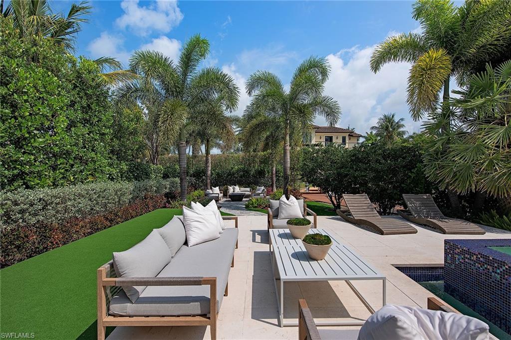 AQUALANE SHORES - Residential