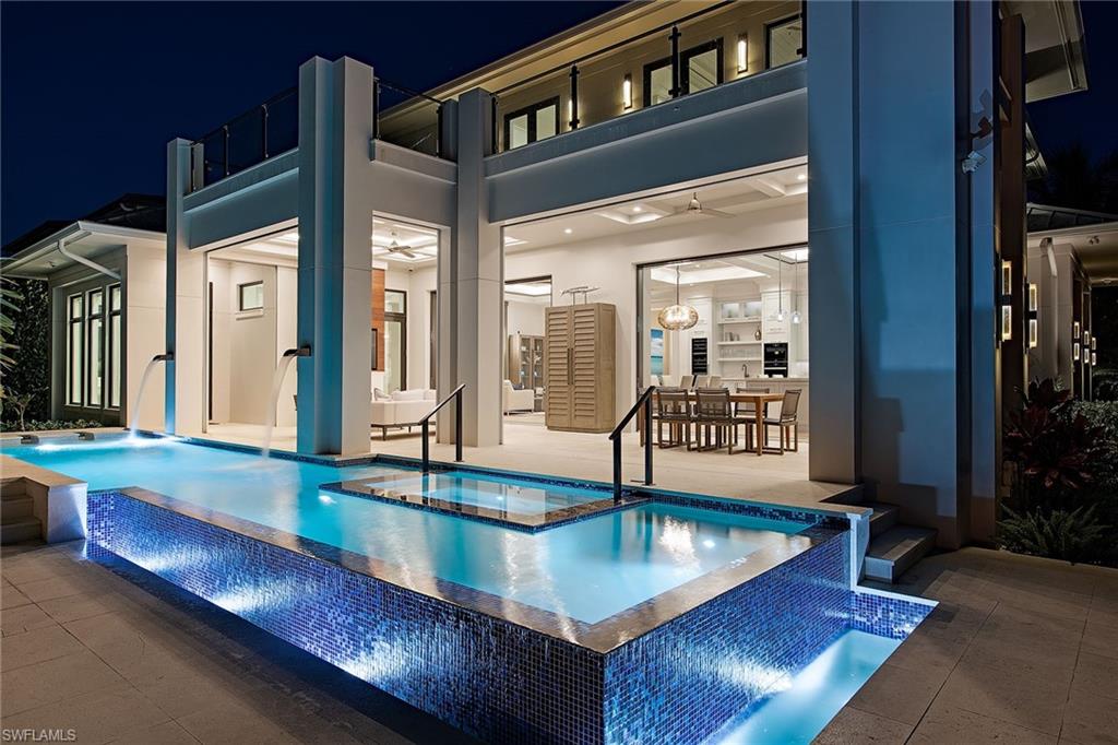 AQUALANE SHORES - Residential