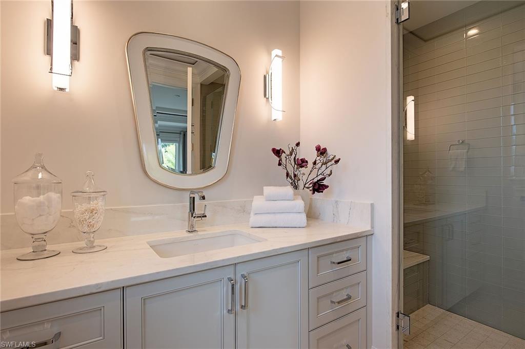 AQUALANE SHORES - Residential