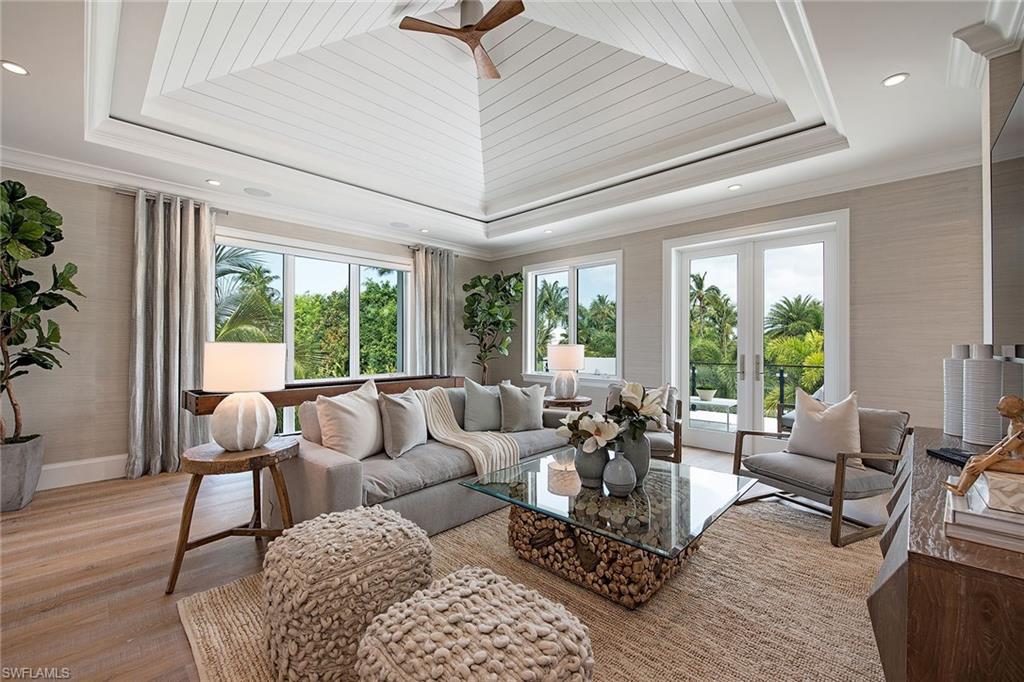 AQUALANE SHORES - Residential