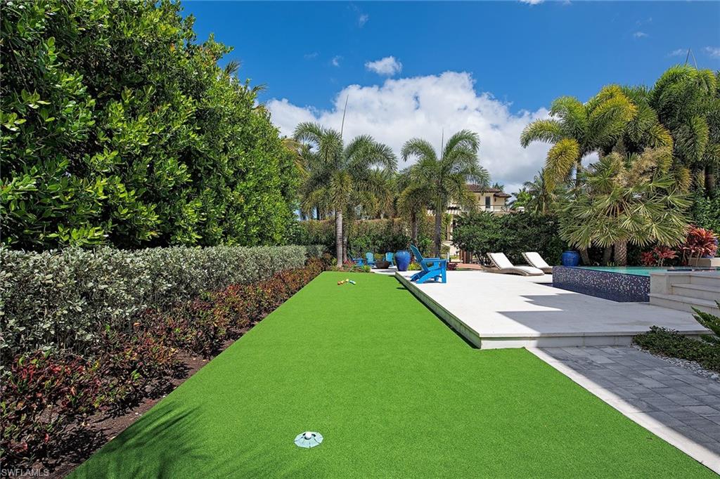 AQUALANE SHORES - Residential