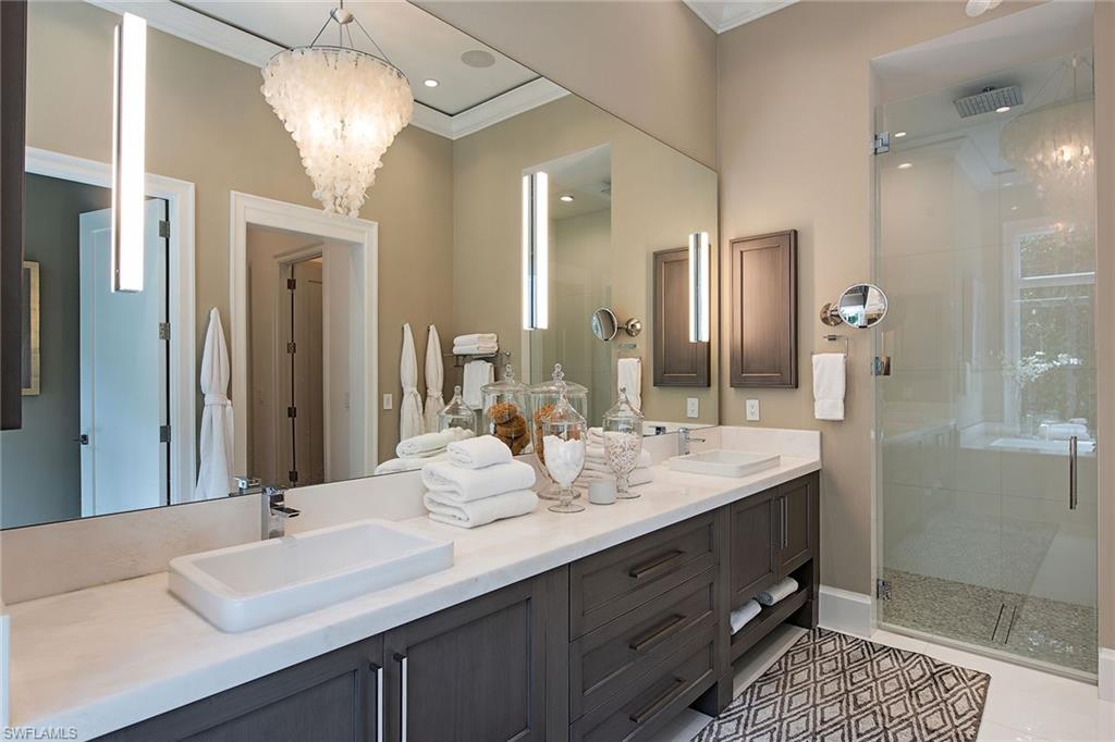 AQUALANE SHORES - Residential