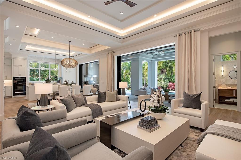 AQUALANE SHORES - Residential