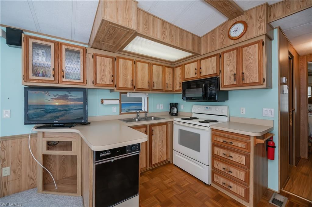 FOUNTAIN VIEW RV RESORT - Residential