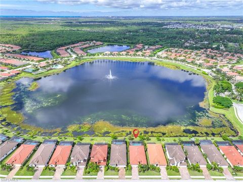 Photo of 1602 Santiago CIR, NAPLES, FL 34113 (MLS # 225071392)