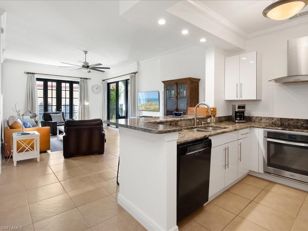 THE RESIDENCES AT COCONUT POINT - Residential