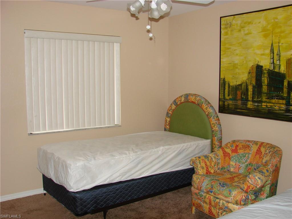 REGENCY WOODS - Residential