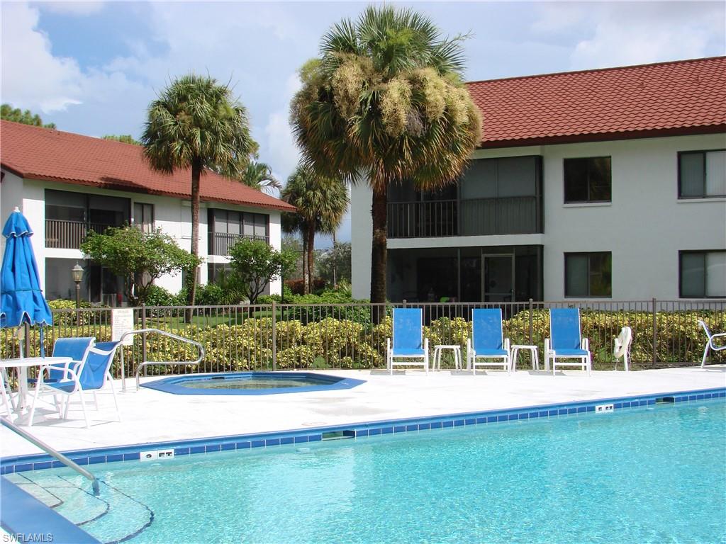 REGENCY WOODS - Residential