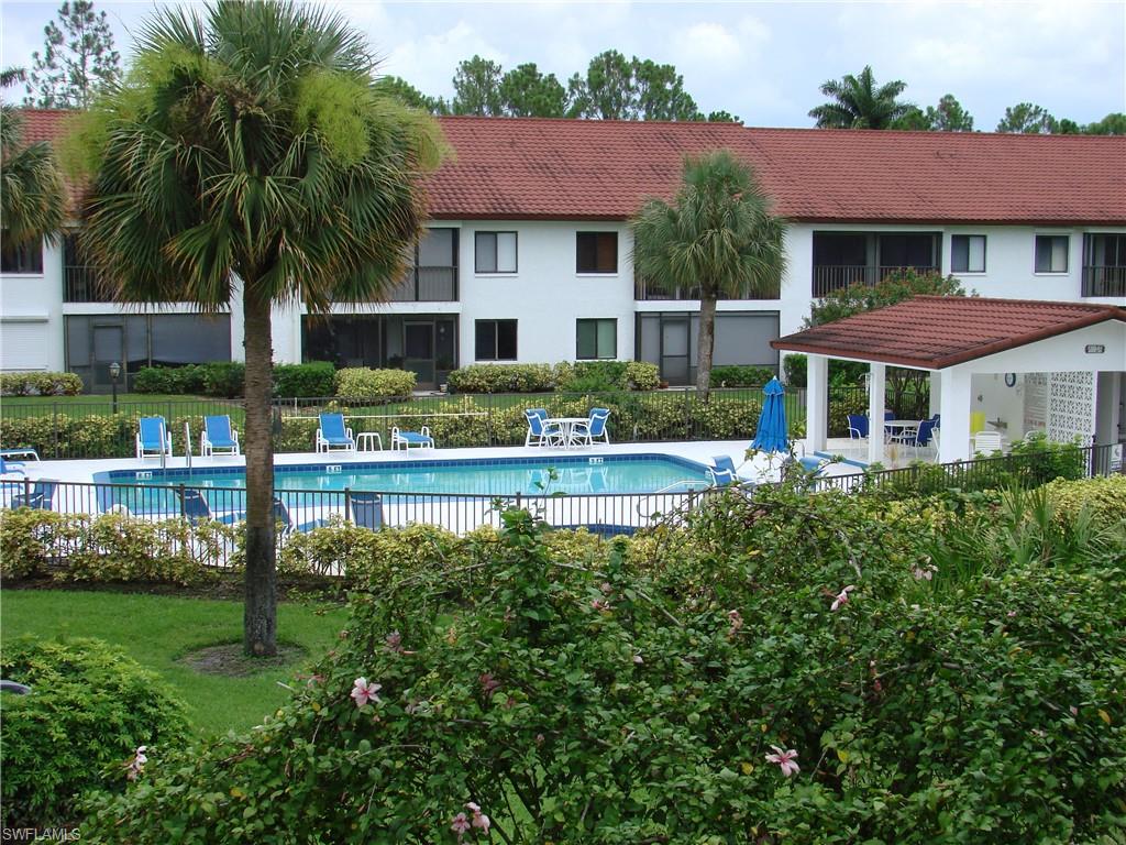 REGENCY WOODS - Residential