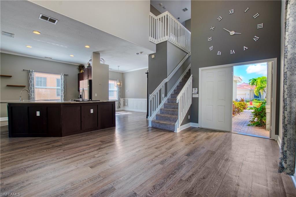 MONTEREY - Residential