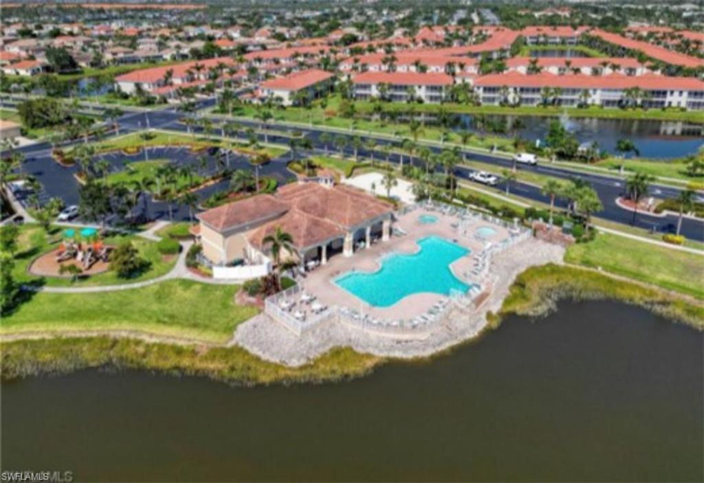 MONTEREY - Residential