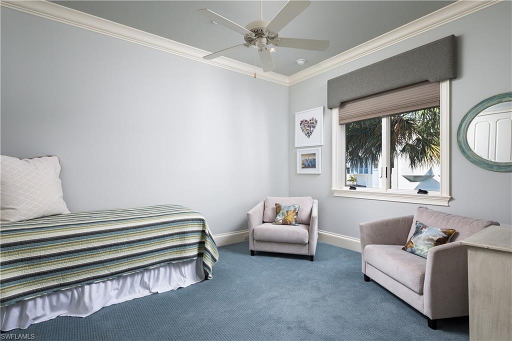 BAREFOOT BEACH - Residential