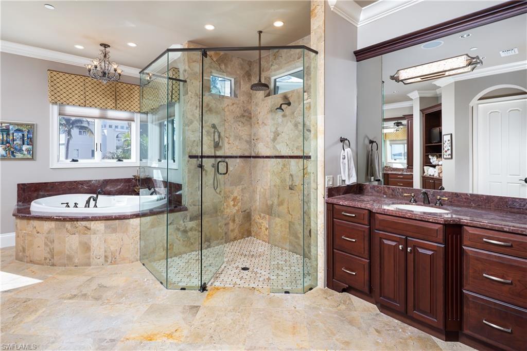 BAREFOOT BEACH - Residential