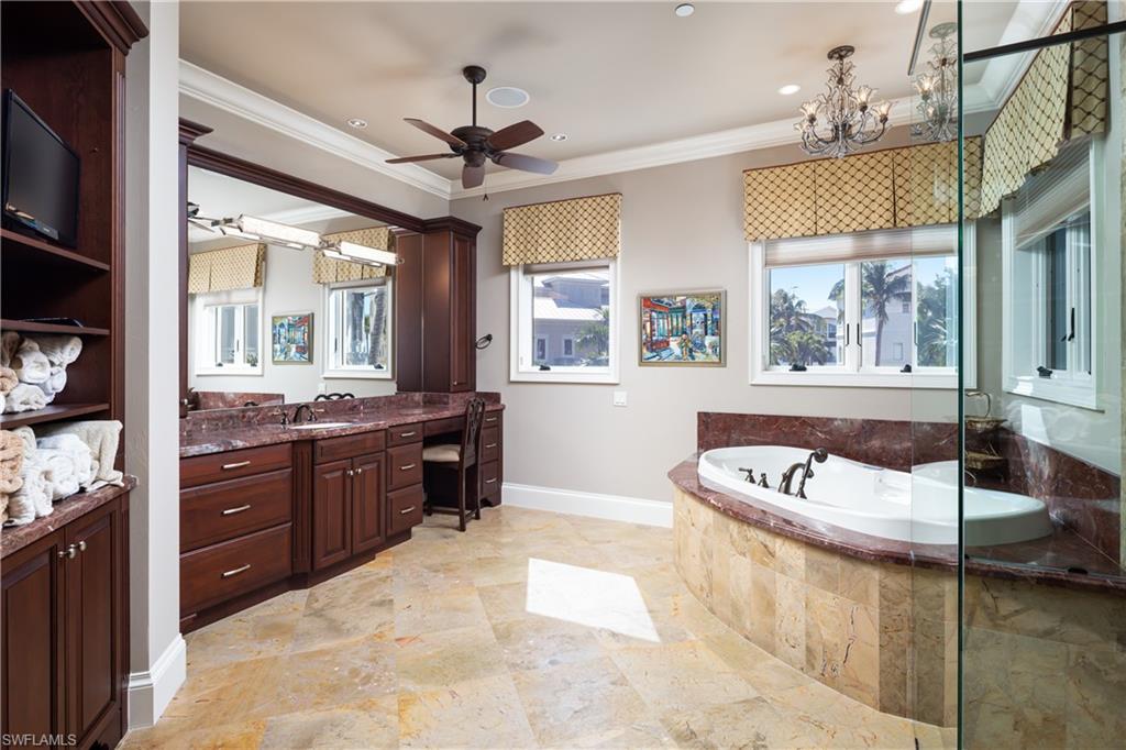 BAREFOOT BEACH - Residential