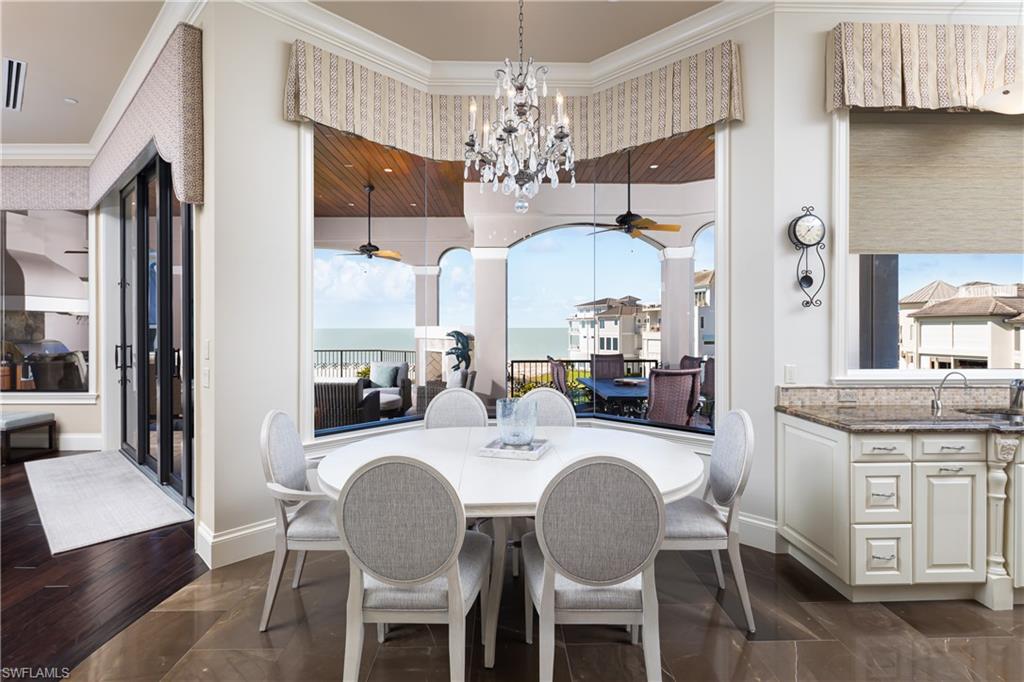 BAREFOOT BEACH - Residential