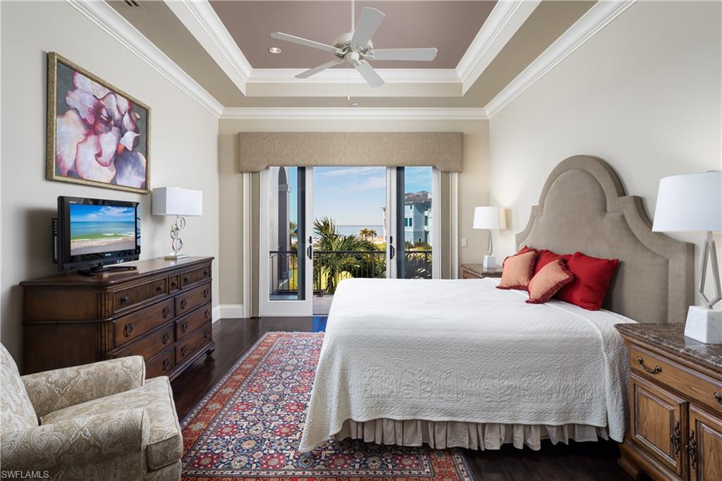 BAREFOOT BEACH - Residential