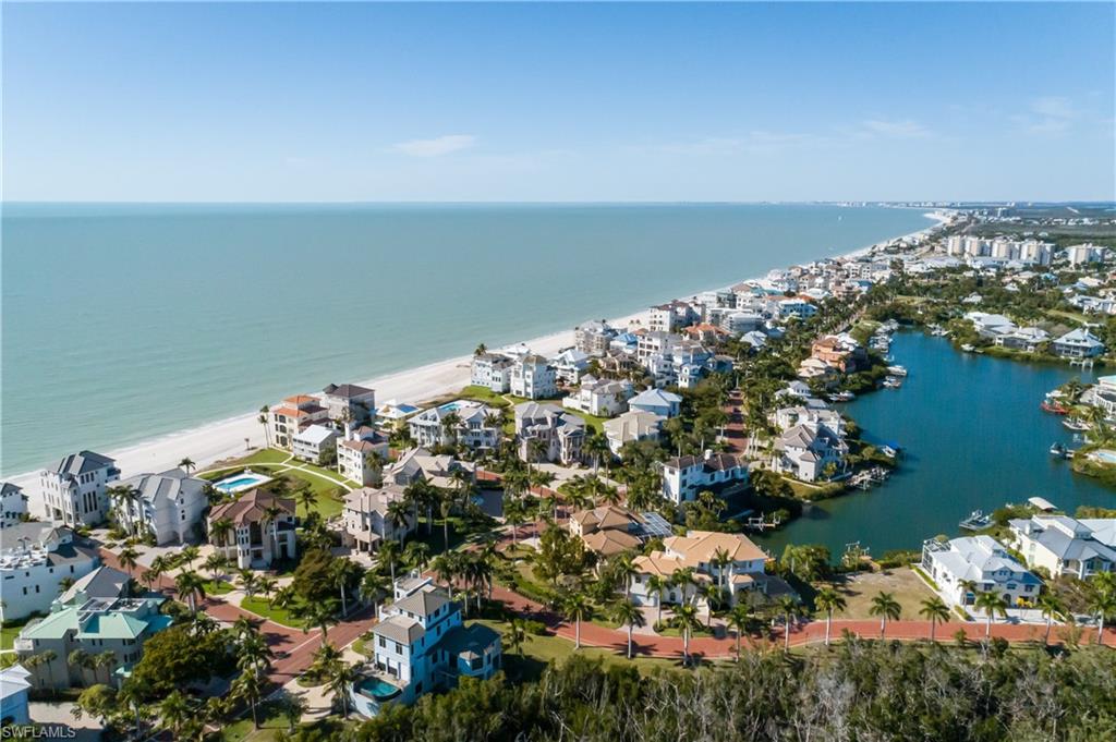 BAREFOOT BEACH - Residential