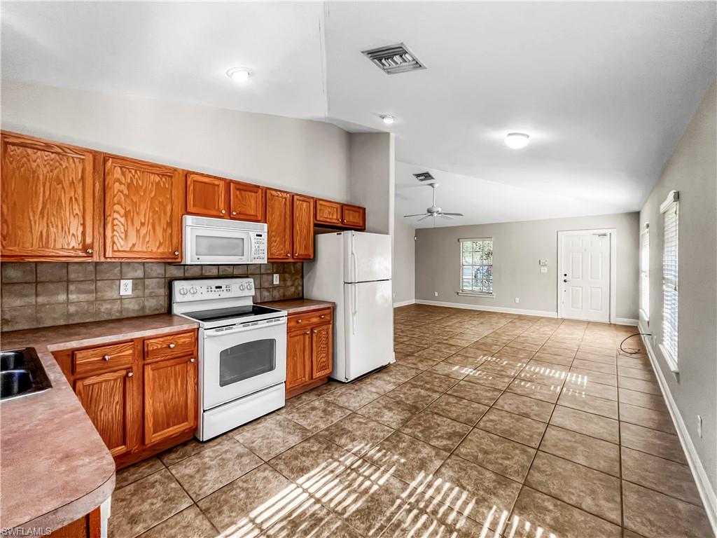 FORT MYERS - Residential Lease