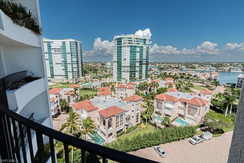 A home in NAPLES