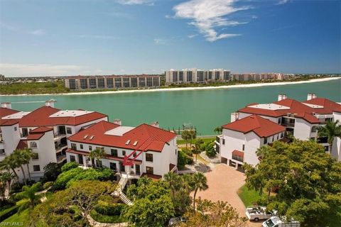 Photo of 311 La Peninsula BLVD #311, NAPLES, FL 34113 (MLS # 225043570)