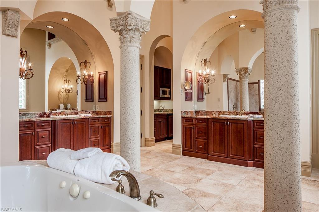 BANYAN ISLAND - Residential