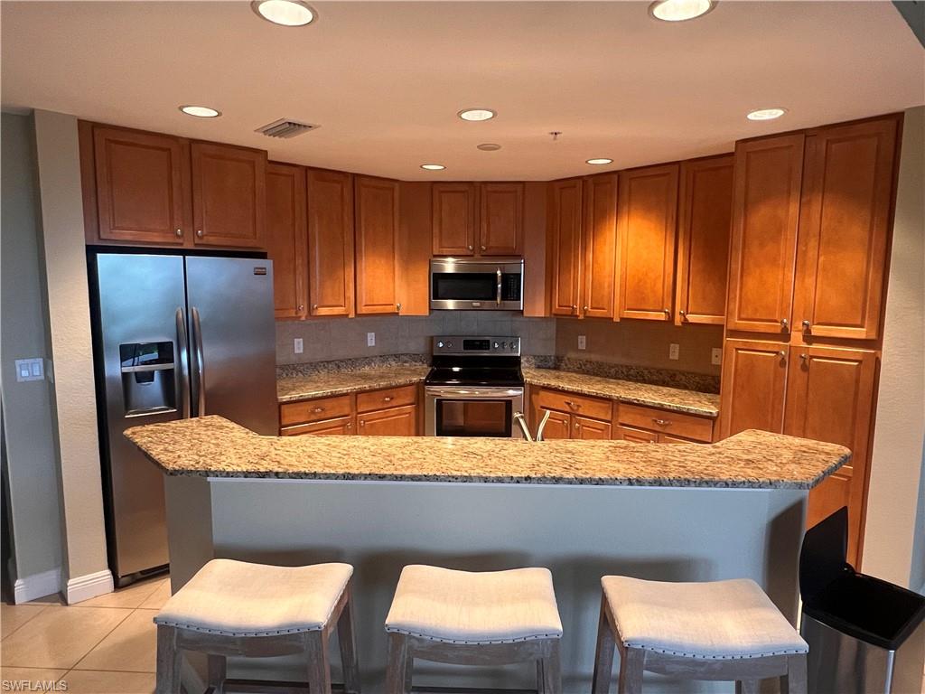 ESTERO BAYSIDE - Residential