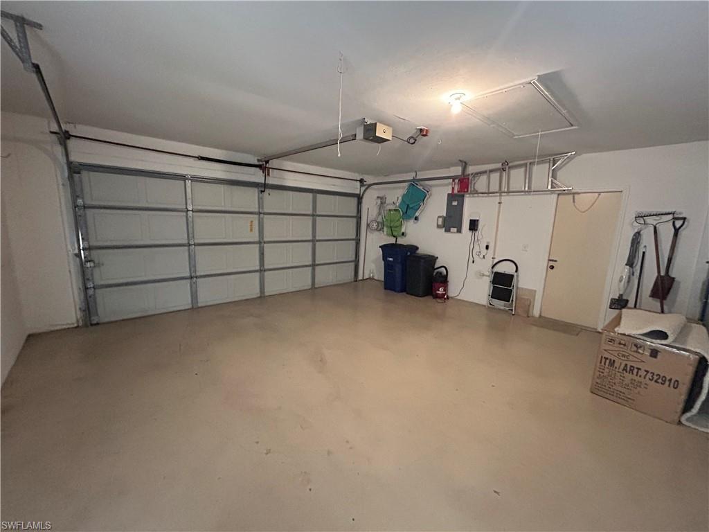 OLDE HICKORY GOLF & COUNTRY CLUB - Residential Lease