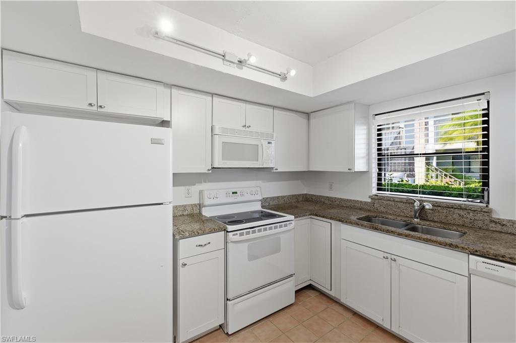 PINE HAVEN CONDO - Residential Lease