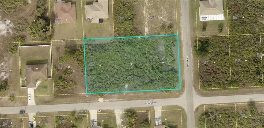 THREE LOTS IN ONE!!! Rare opportunity to be in the highly coveted SW area of Lehigh but also 2 lots with one parcel.  You could easily separate them, or you could build your dream home and still have plenty of room to roam.
Location is ideal for shopping, schools etc...