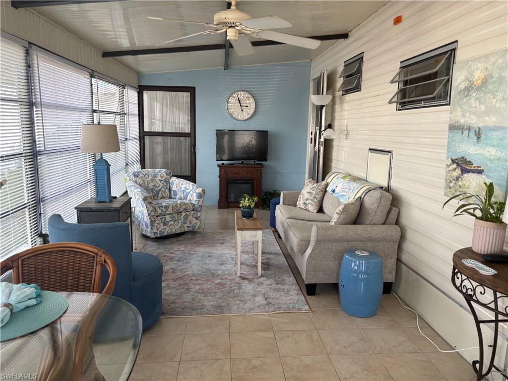 ENCHANTING SHORES - Residential