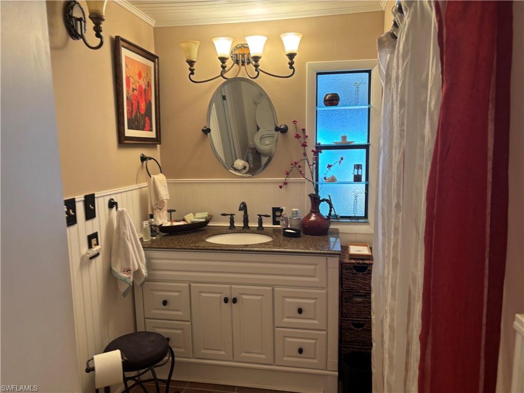 ENCHANTING SHORES - Residential