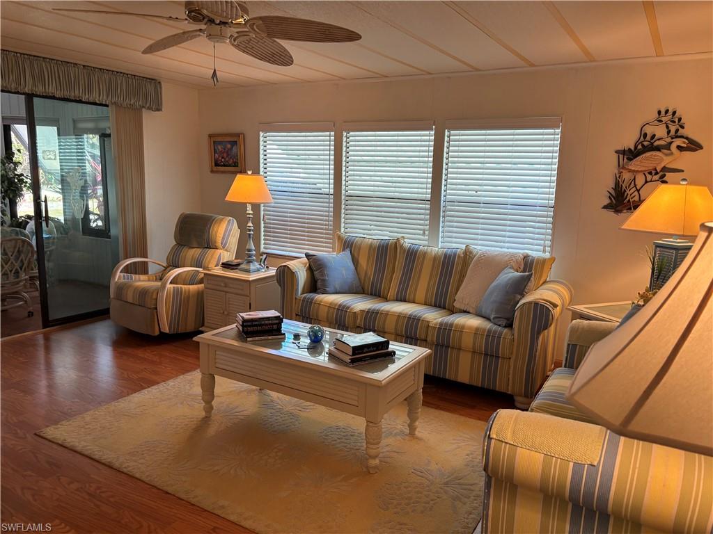 ENCHANTING SHORES - Residential