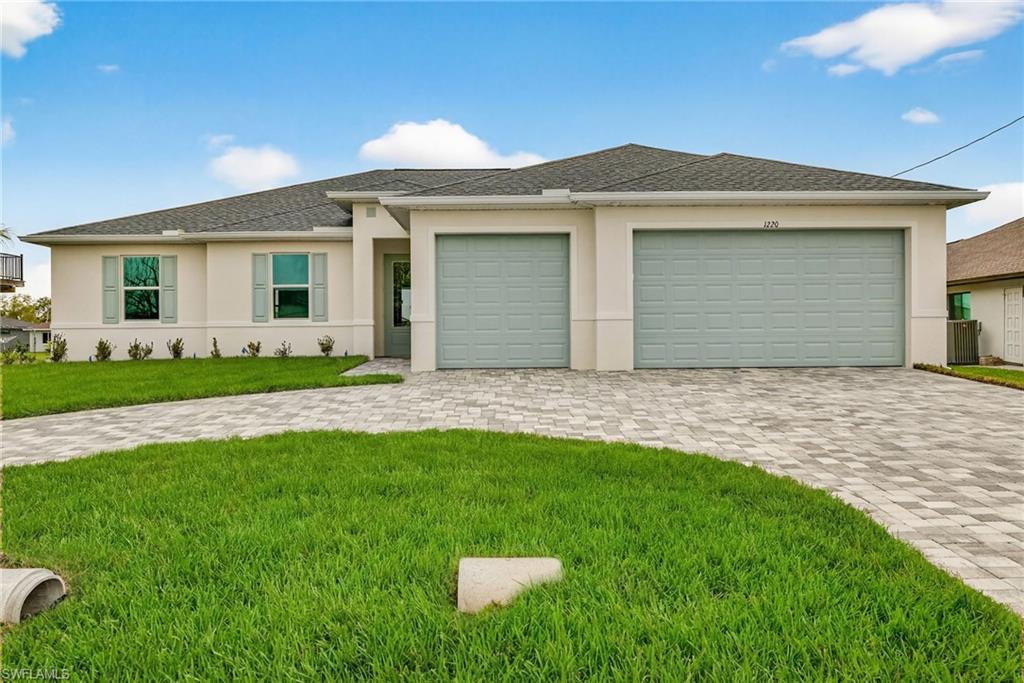 CAPE CORAL - Residential