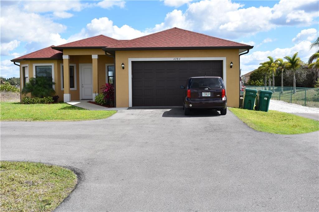 GOLDEN GATE ESTATES - Residential