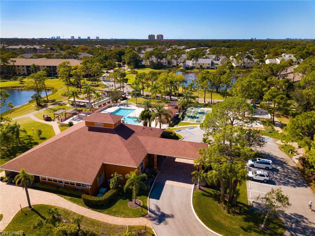 VILLAGES ON LAKE AUGUSTA - Residential