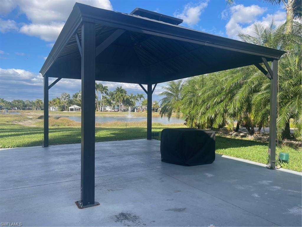 CYPRESS WOODS RV RESORT - Land