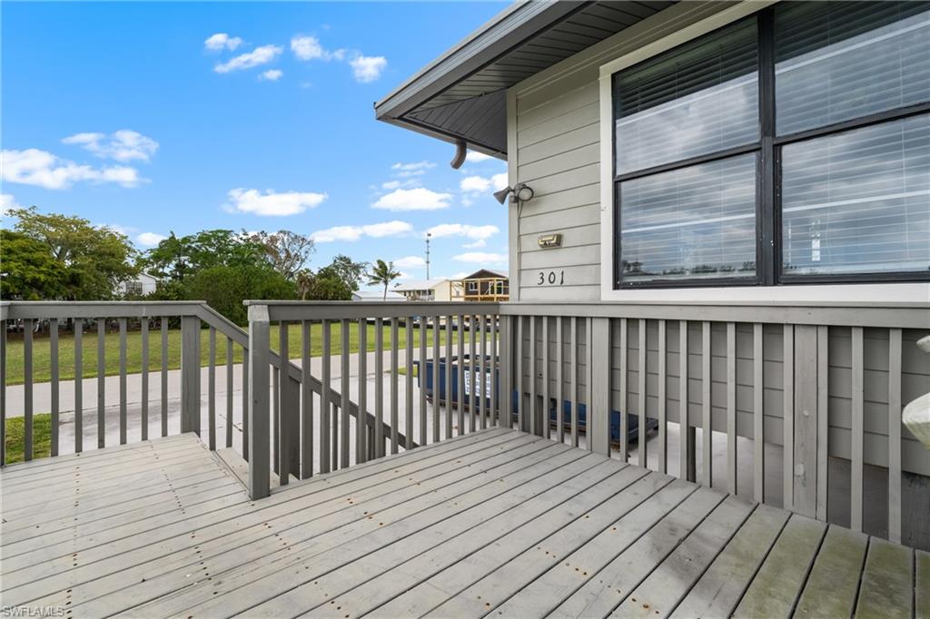 EVERGLADES TOWN - Residential