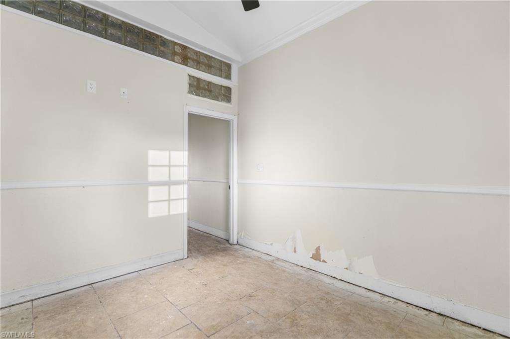 EVERGLADES TOWN - Residential