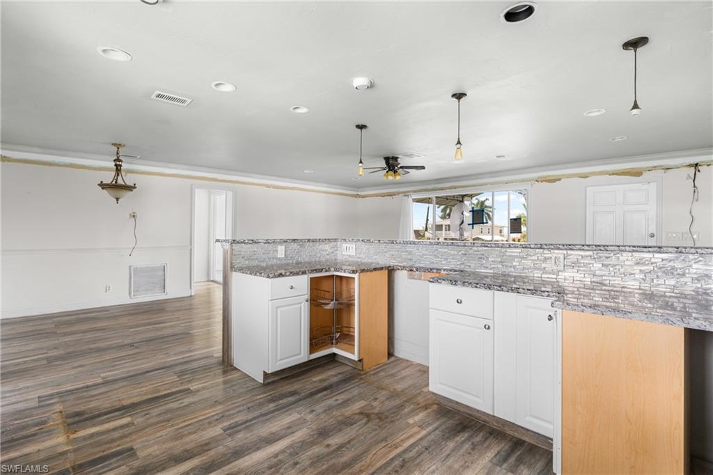 EVERGLADES TOWN - Residential