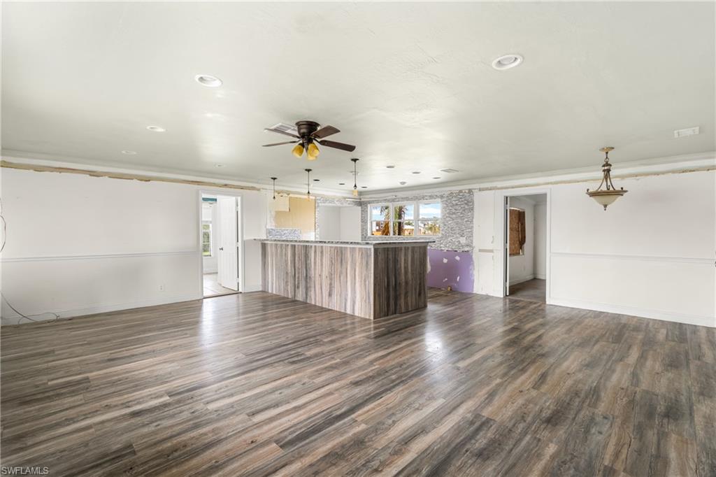 EVERGLADES TOWN - Residential