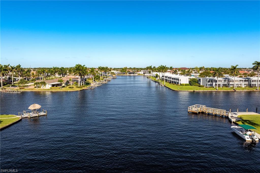 RIVER TOWERS CONDO - Residential