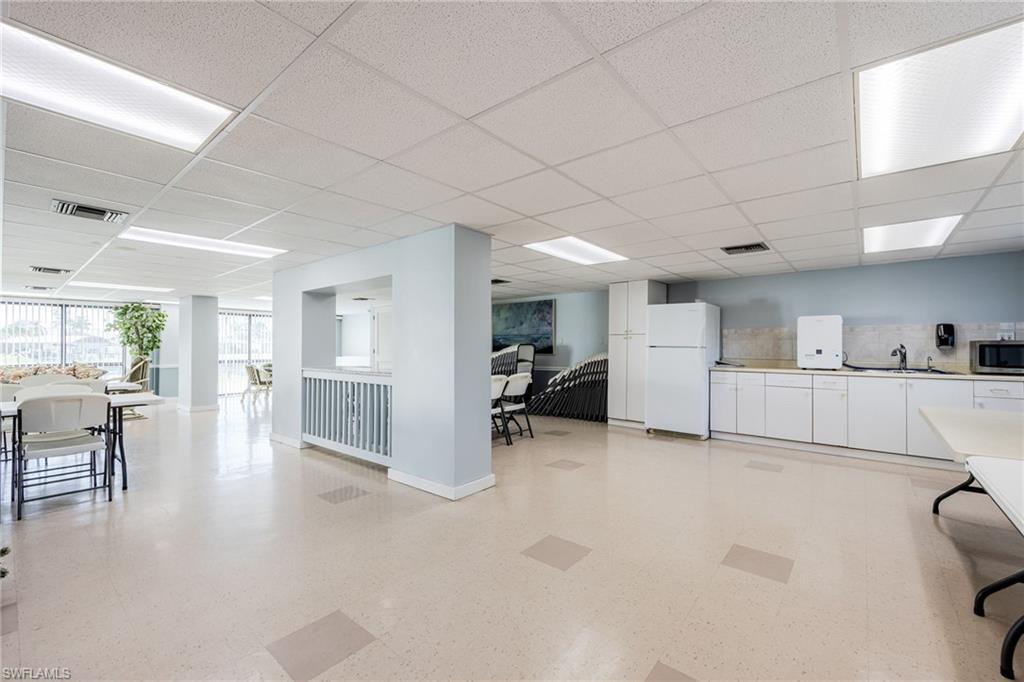 RIVER TOWERS CONDO - Residential