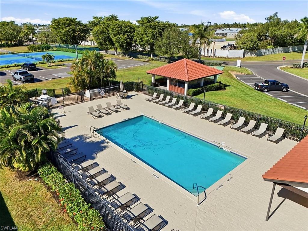 KELLY GREENS - Residential