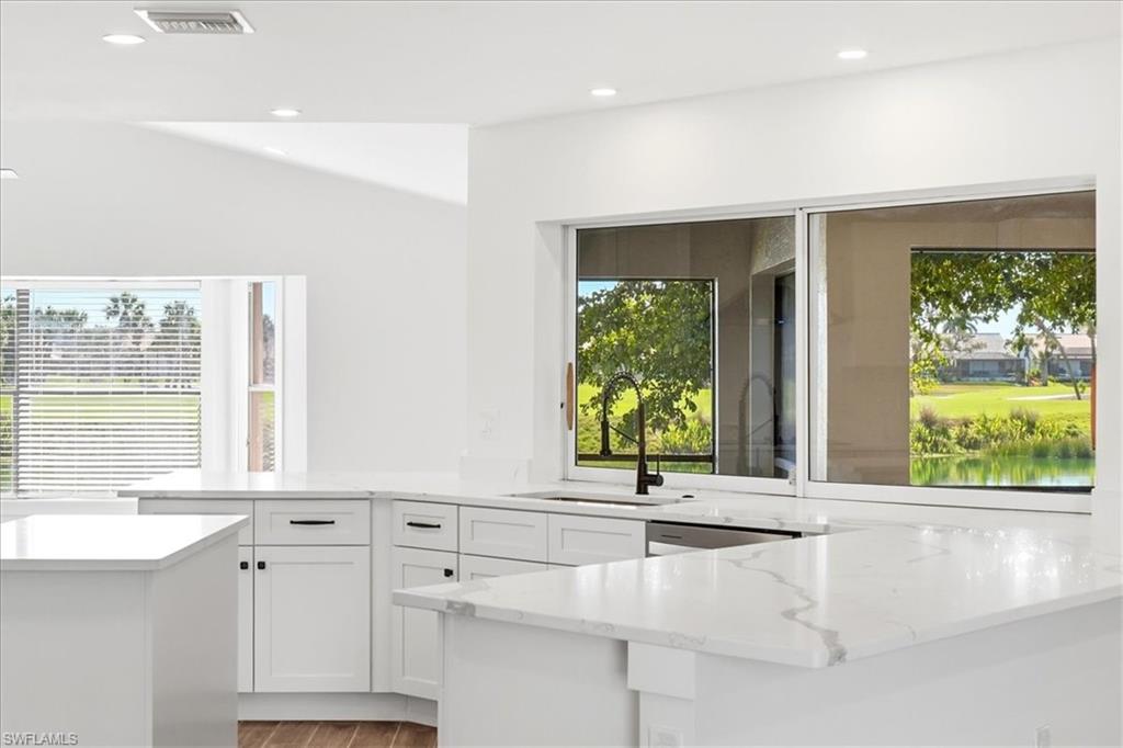 KELLY GREENS - Residential