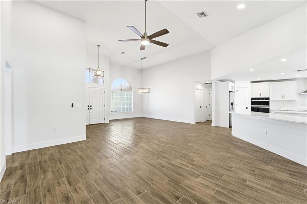 KELLY GREENS - Residential