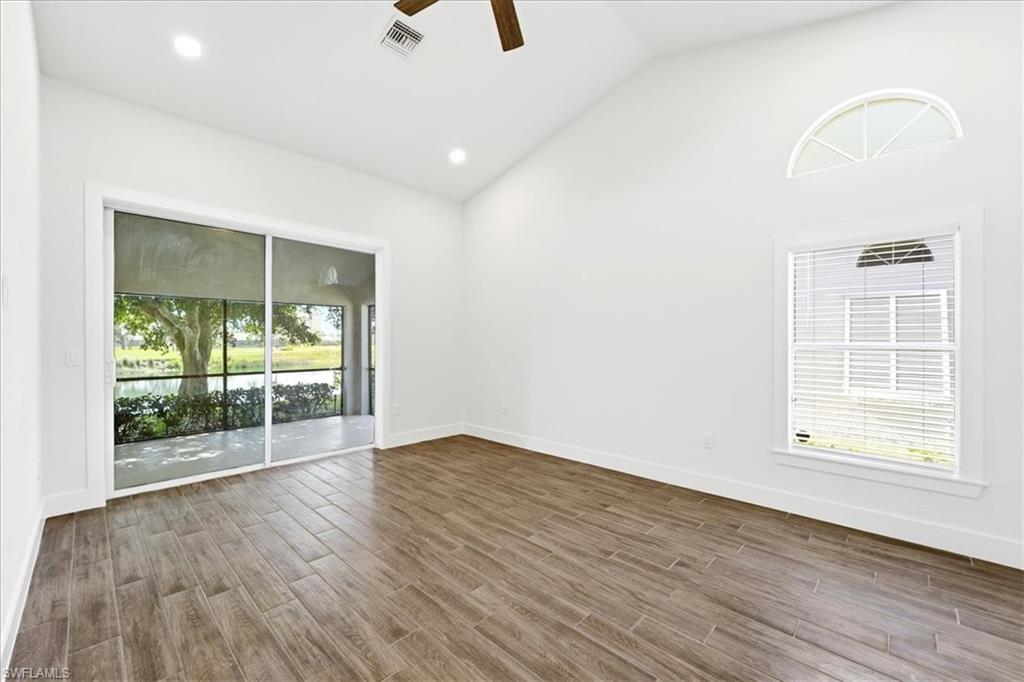 KELLY GREENS - Residential