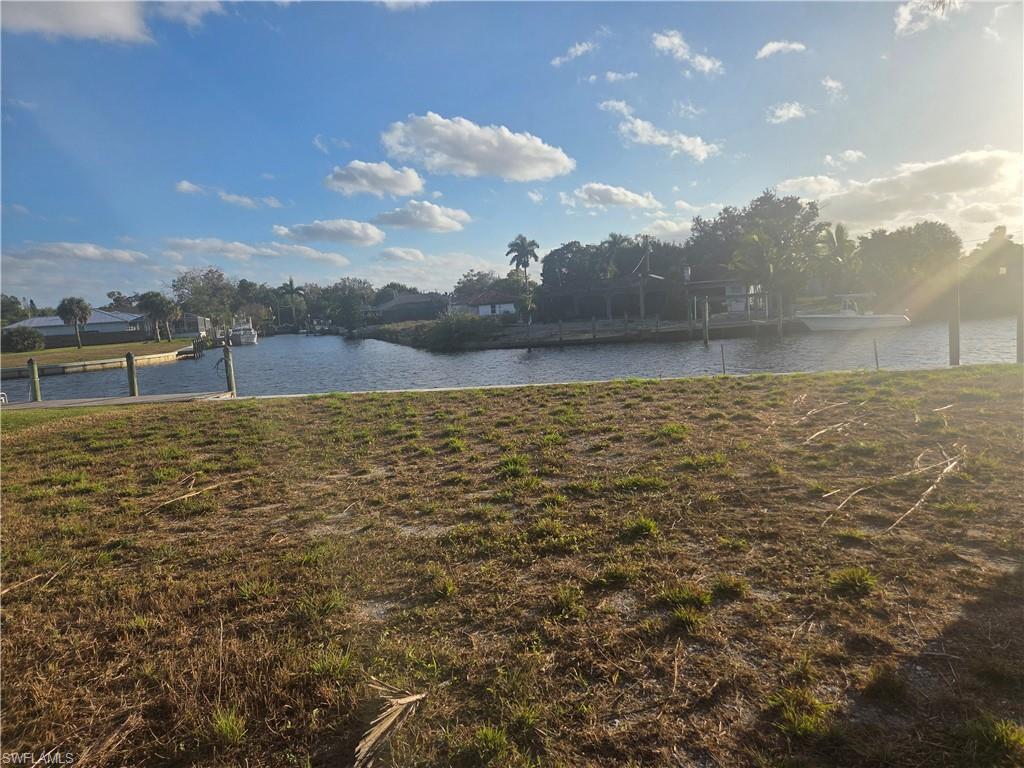 FORT MYERS SHORES - Land