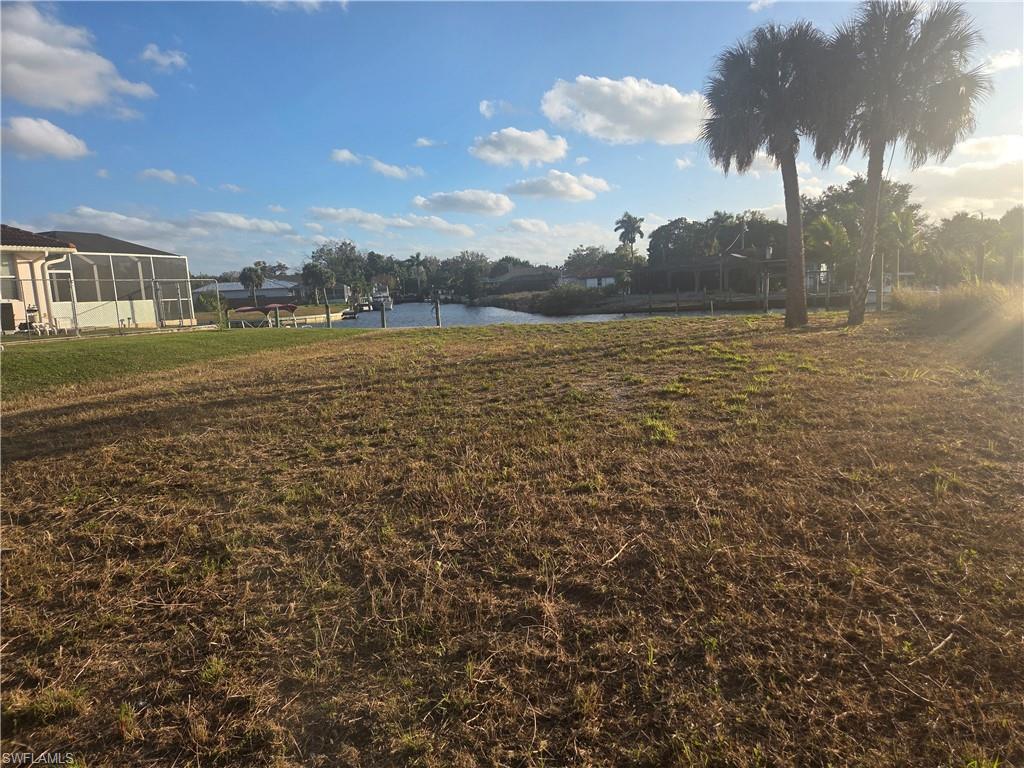 FORT MYERS SHORES - Land