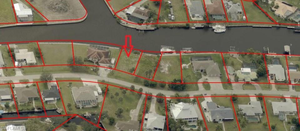 FORT MYERS SHORES - Land