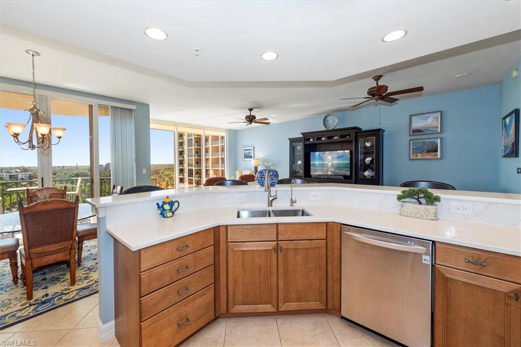 NORTH STAR YACHT CLUB - Residential